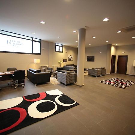 Hotel Sirimiri Bilbao Bagian luar foto