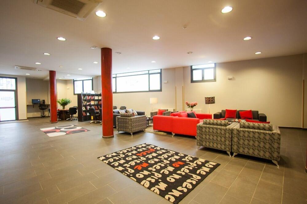Hotel Sirimiri Bilbao Bagian luar foto
