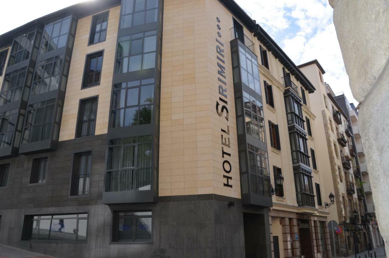 Hotel Sirimiri Bilbao Bagian luar foto